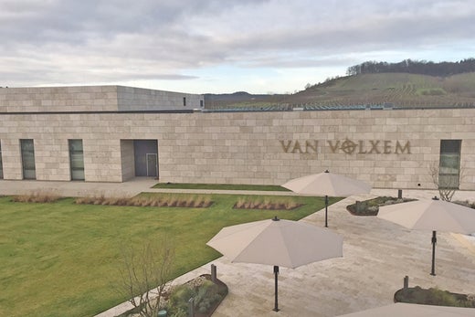 ➽ Besuch mit dem Elektroauto bei Van Volxem .:. winetory Weinjournal